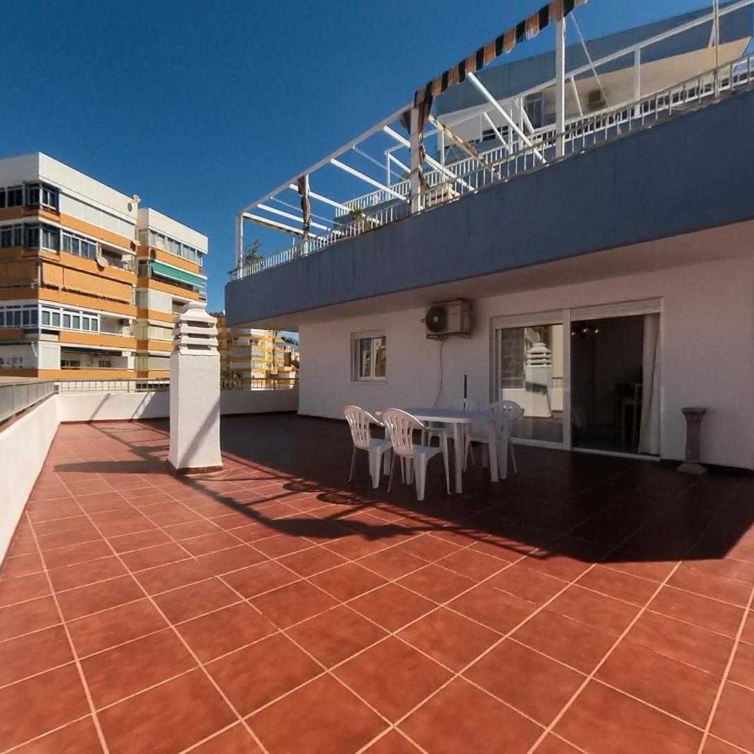 Apartament Terrasol Semi-Atico Caracola Torre Del Mar Zewnętrze zdjęcie